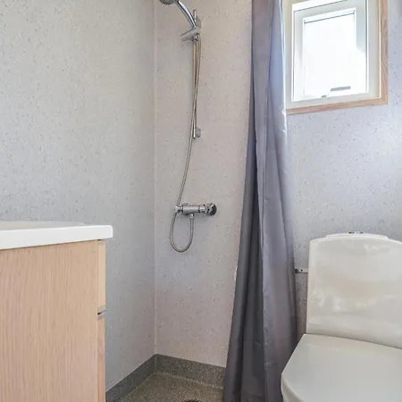 25 * Thyborøn